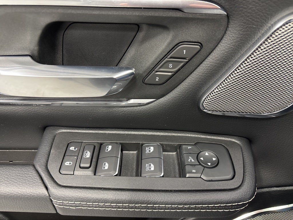 2026 RAM 1500 RAM 1500 LARAMIE CREW CAB 4X4 5'7' BOX