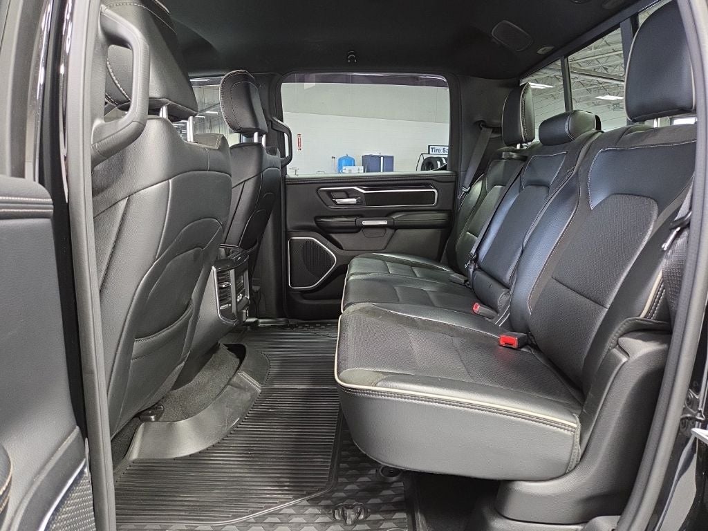 2021 RAM 1500 Laramie Crew Cab 4x4 5'7' Box