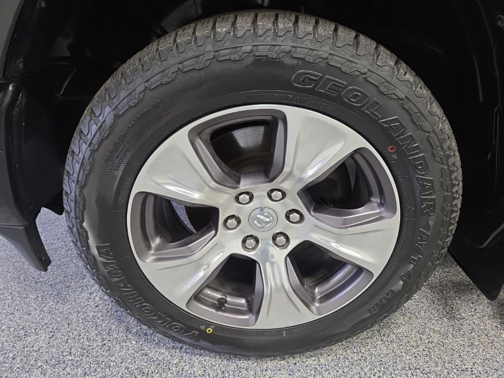 2021 RAM 1500 Laramie Crew Cab 4x4 5'7' Box