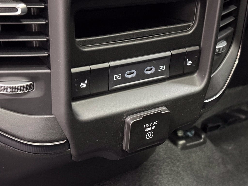 2027 RAM 1500 RAM 1500 REBEL CREW CAB 4X4 5'7' BOX