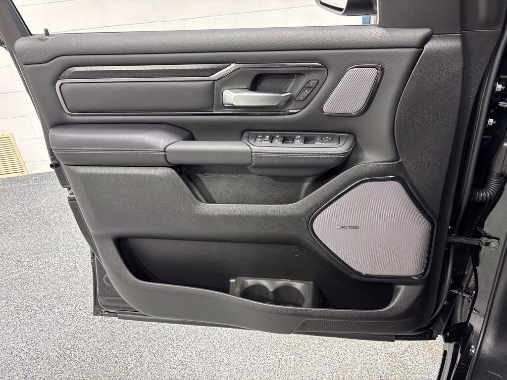 2027 RAM 1500 RAM 1500 REBEL CREW CAB 4X4 5'7' BOX