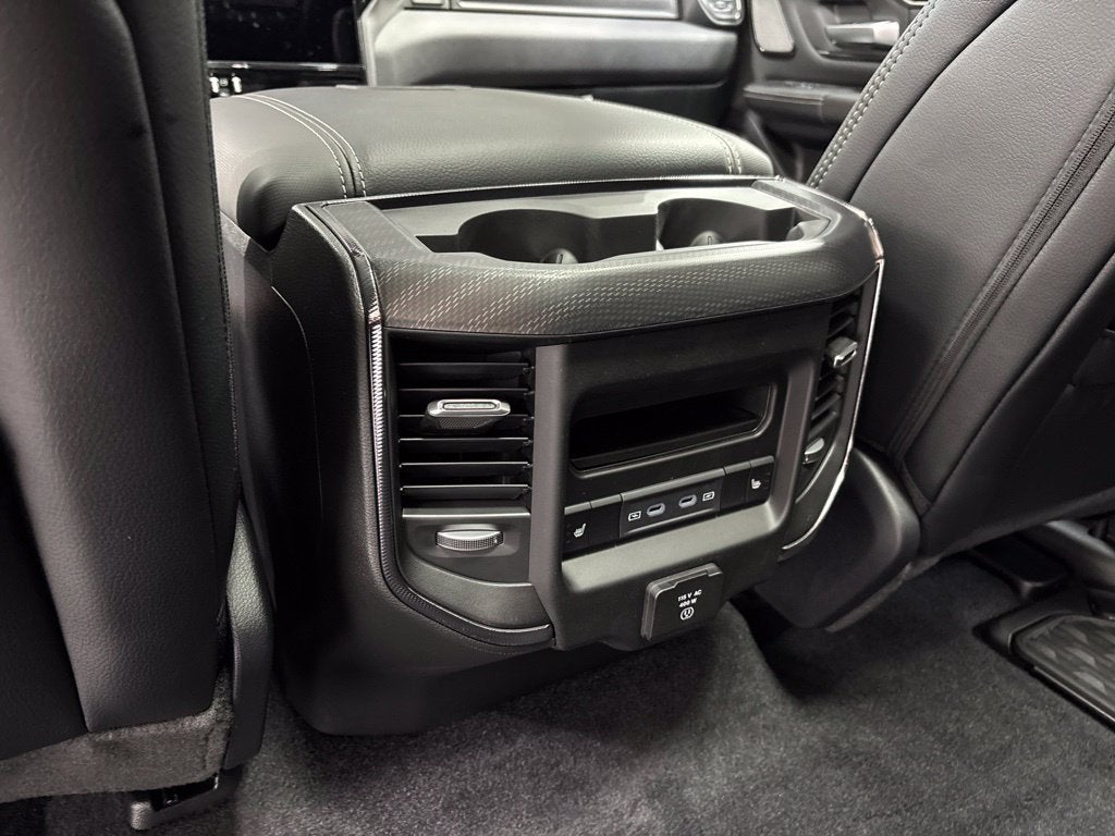 2027 RAM 1500 RAM 1500 REBEL CREW CAB 4X4 5'7' BOX