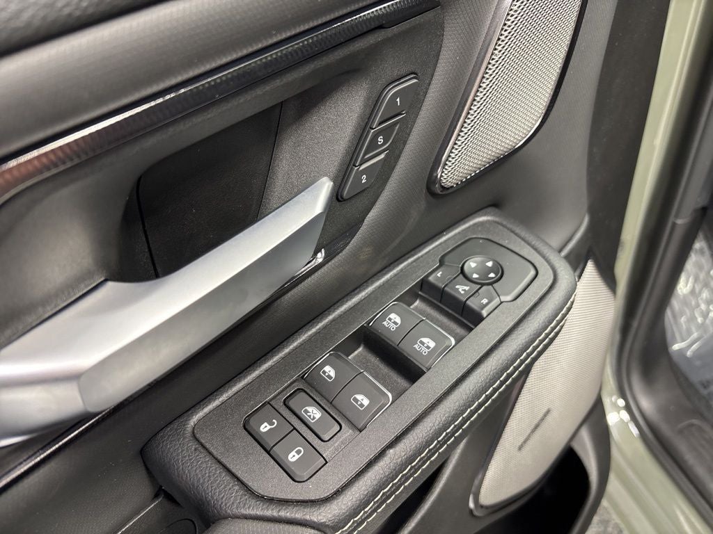 2026 RAM 1500 RAM 1500 REBEL CREW CAB 4X4 5'7' BOX