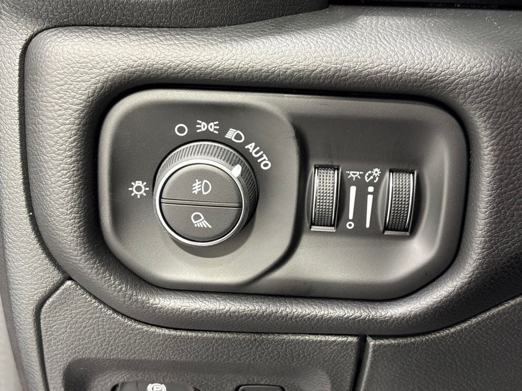 2026 RAM 1500 RAM 1500 REBEL CREW CAB 4X4 5'7' BOX