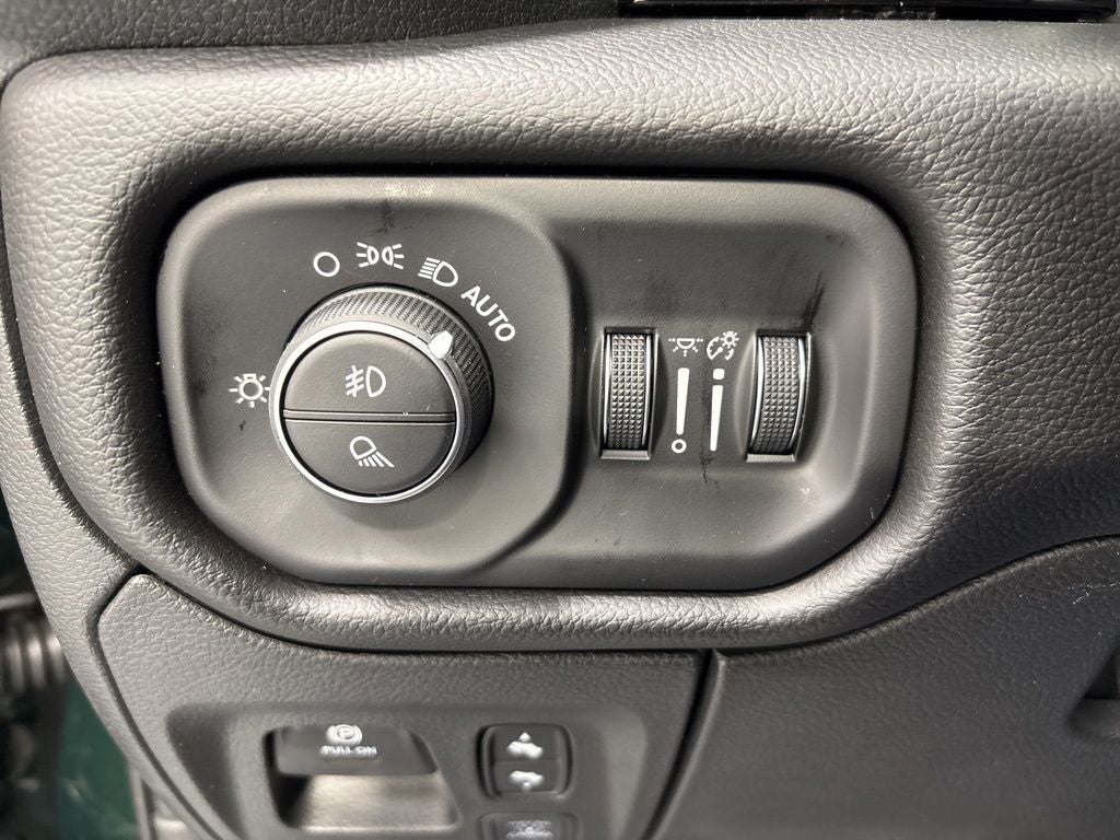 2026 RAM 1500 RAM 1500 REBEL CREW CAB 4X4 5'7' BOX