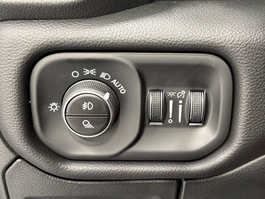 2026 RAM 1500 RAM 1500 REBEL CREW CAB 4X4 5'7' BOX