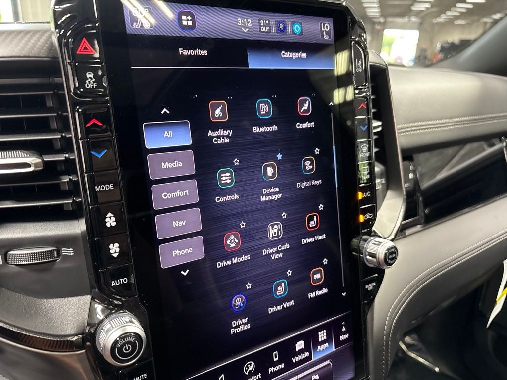 2026 RAM 1500 RAM 1500 RHO CREW CAB 4X4 5'7' BOX