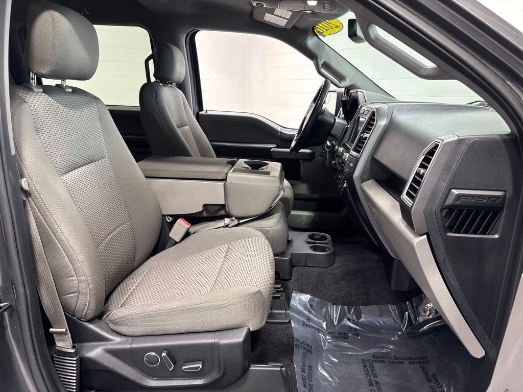 2016 Ford F-150 Base
