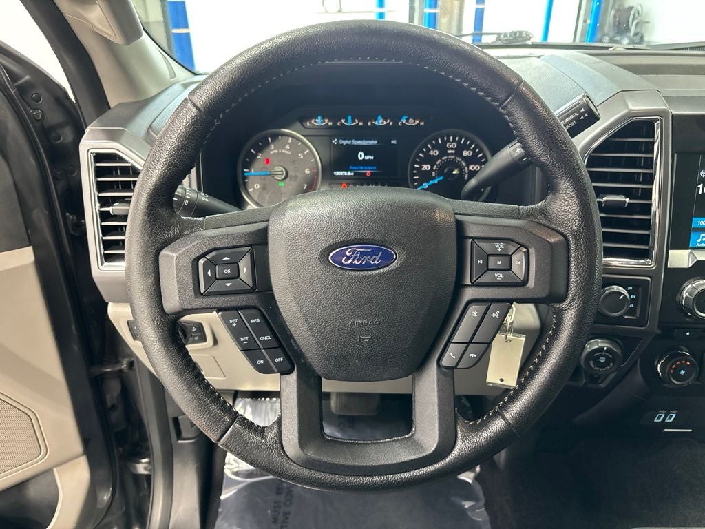 2016 Ford F-150 Base