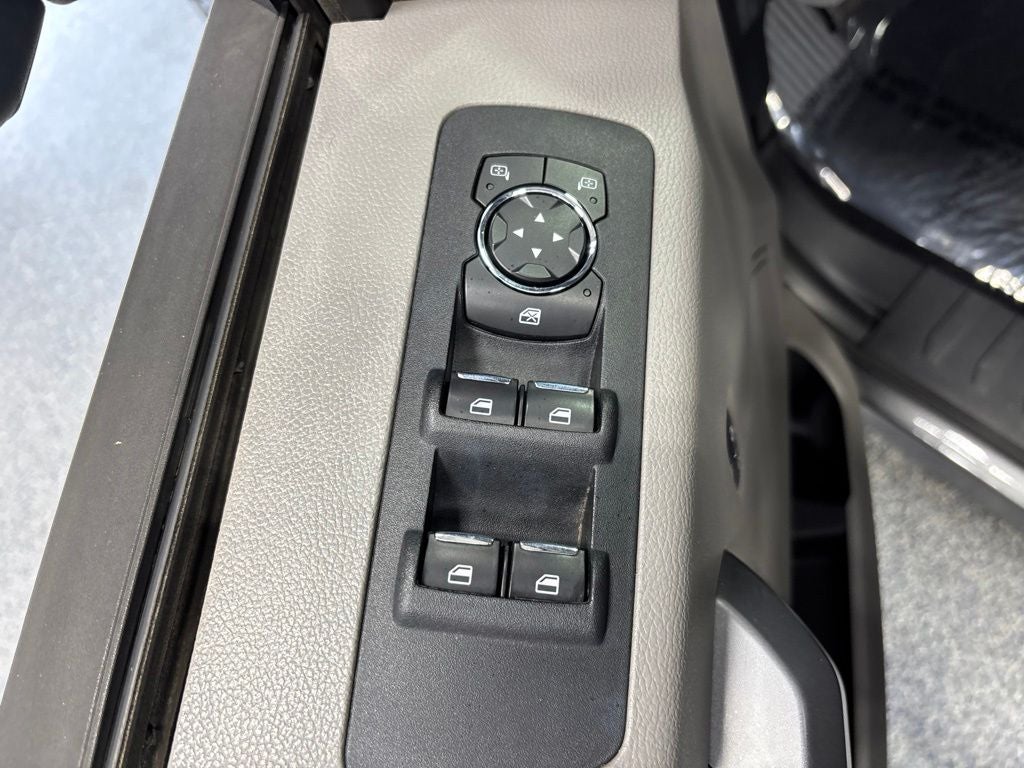 2016 Ford F-150 Base