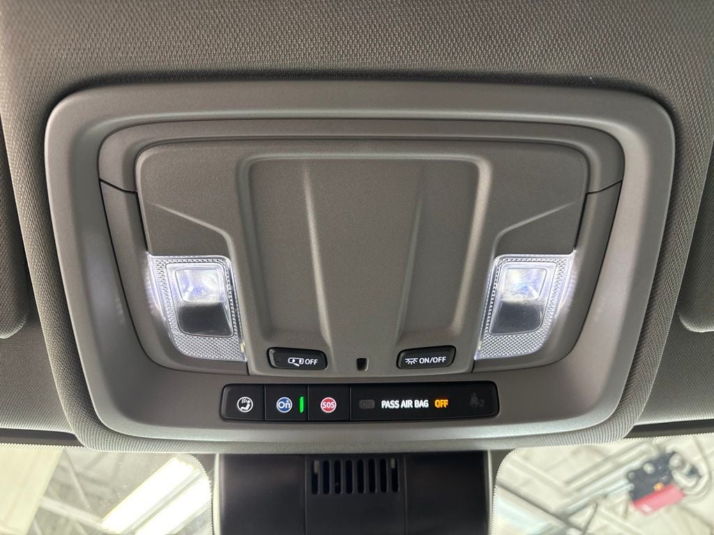 2024 Chevrolet Silverado 1500 4WD Crew Cab Short Bed LT with 2FL