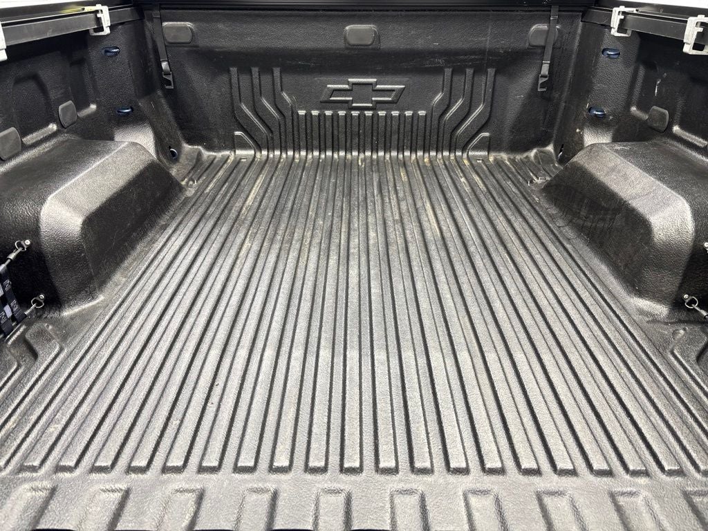 2024 Chevrolet Silverado 1500 4WD Crew Cab Short Bed LT with 2FL