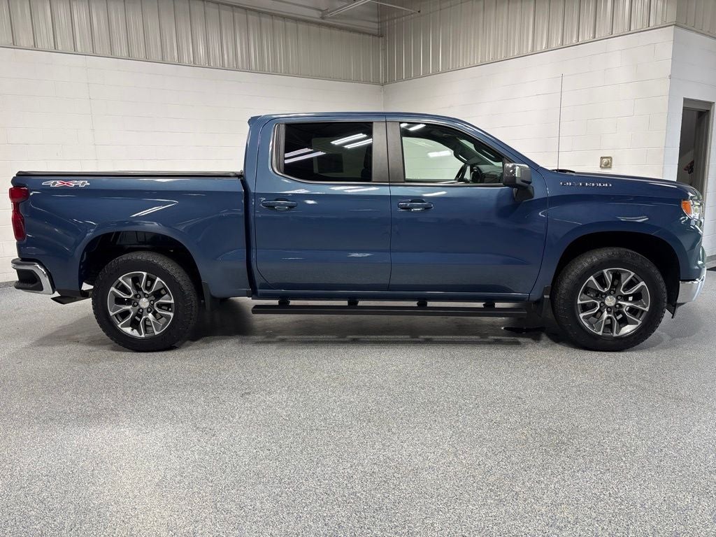 2024 Chevrolet Silverado 1500 4WD Crew Cab Short Bed LT with 2FL