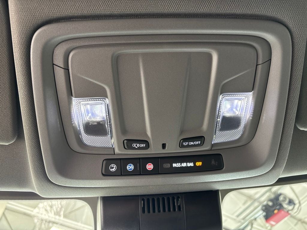 2024 Chevrolet Silverado 1500 4WD Crew Cab Short Bed LT with 2FL