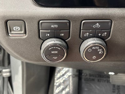 2024 Chevrolet Silverado 1500 4WD Crew Cab Short Bed LT with 2FL