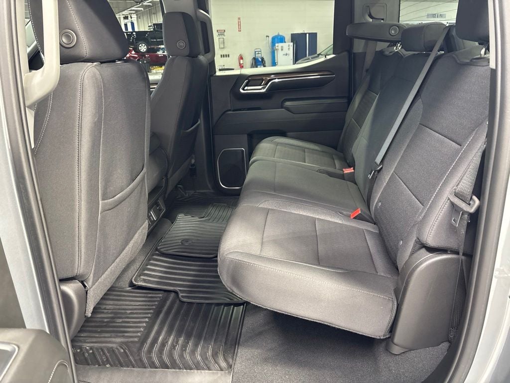 2024 Chevrolet Silverado 1500 4WD Crew Cab Short Bed LT with 2FL
