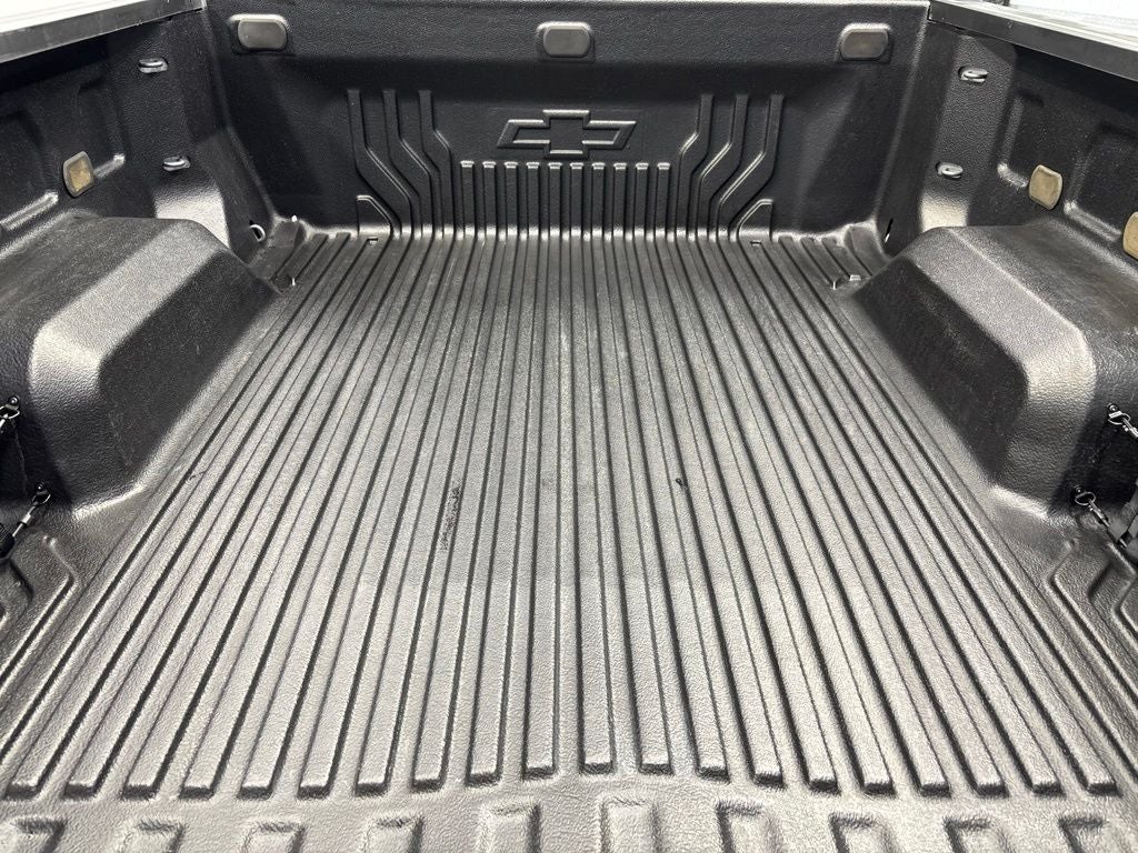 2024 Chevrolet Silverado 1500 4WD Crew Cab Short Bed LT with 2FL
