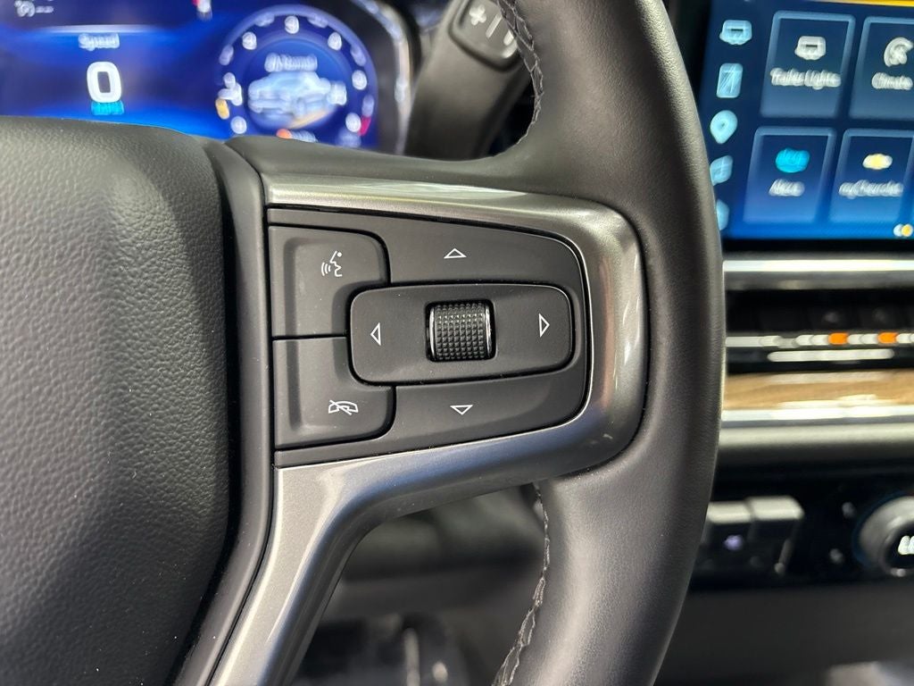 2025 Chevrolet Silverado 1500 4WD Crew Cab Short Bed LT with 2FL