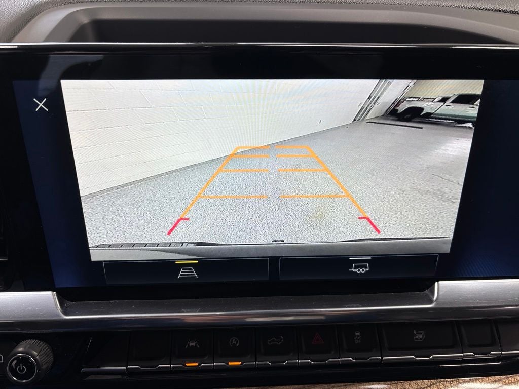 2025 Chevrolet Silverado 1500 4WD Crew Cab Short Bed LT with 2FL