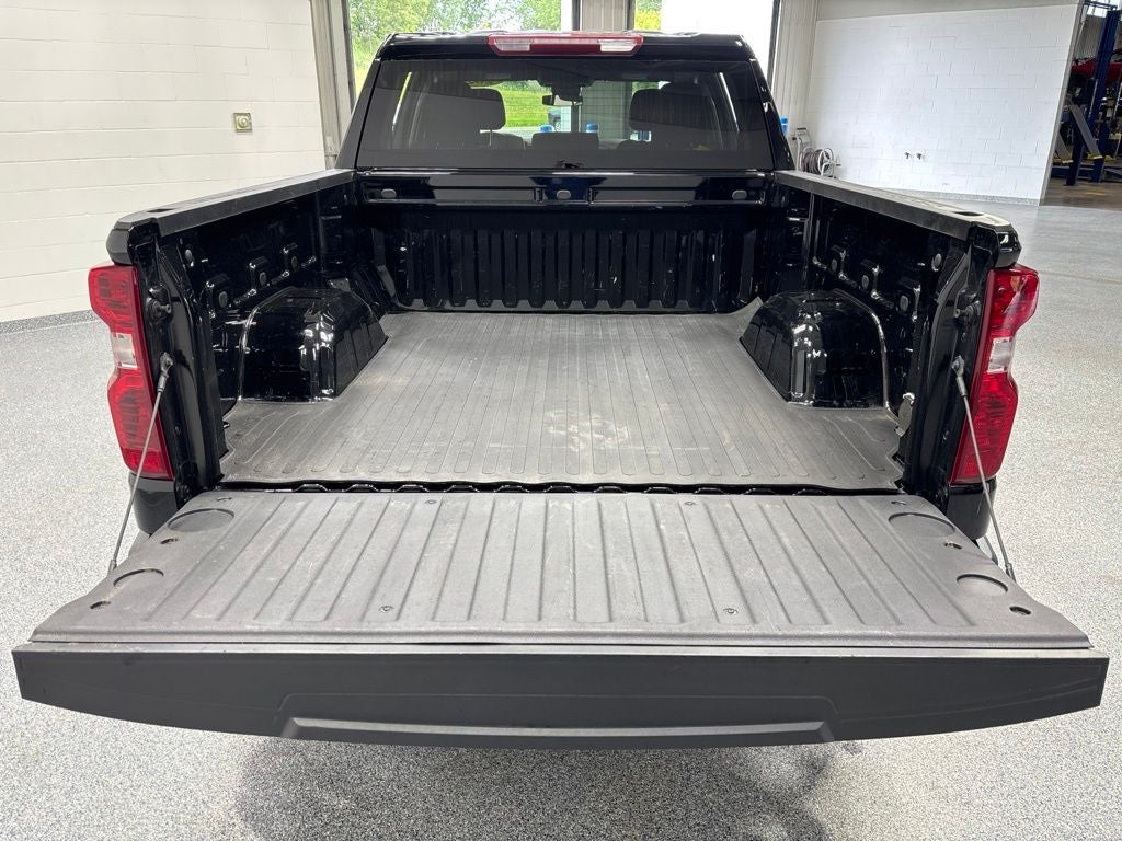2025 Chevrolet Silverado 1500 4WD Crew Cab Short Bed LT with 2FL