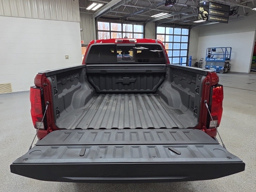 2023 Chevrolet Colorado 4WD Crew Cab Short Box Trail Boss