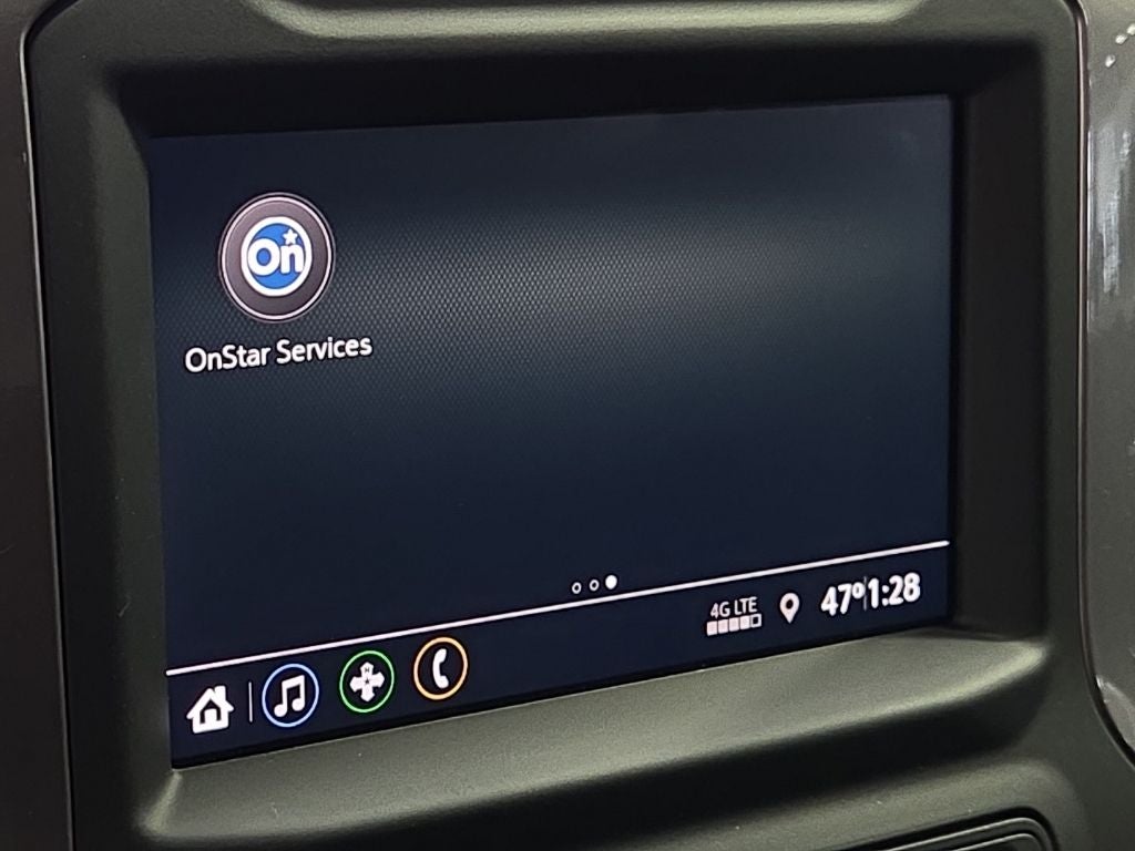 2022 Chevrolet Silverado 1500 LTD 4WD Crew Cab Short Bed Custom