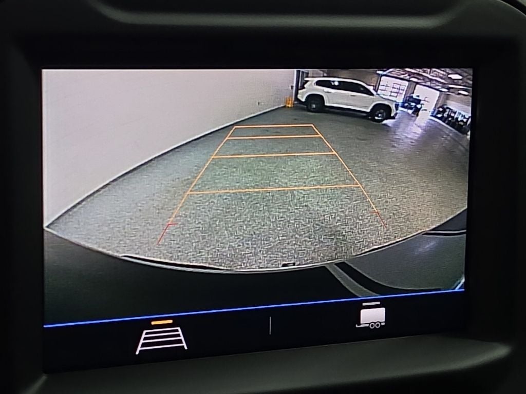 2022 Chevrolet Silverado 1500 LTD 4WD Crew Cab Short Bed Custom