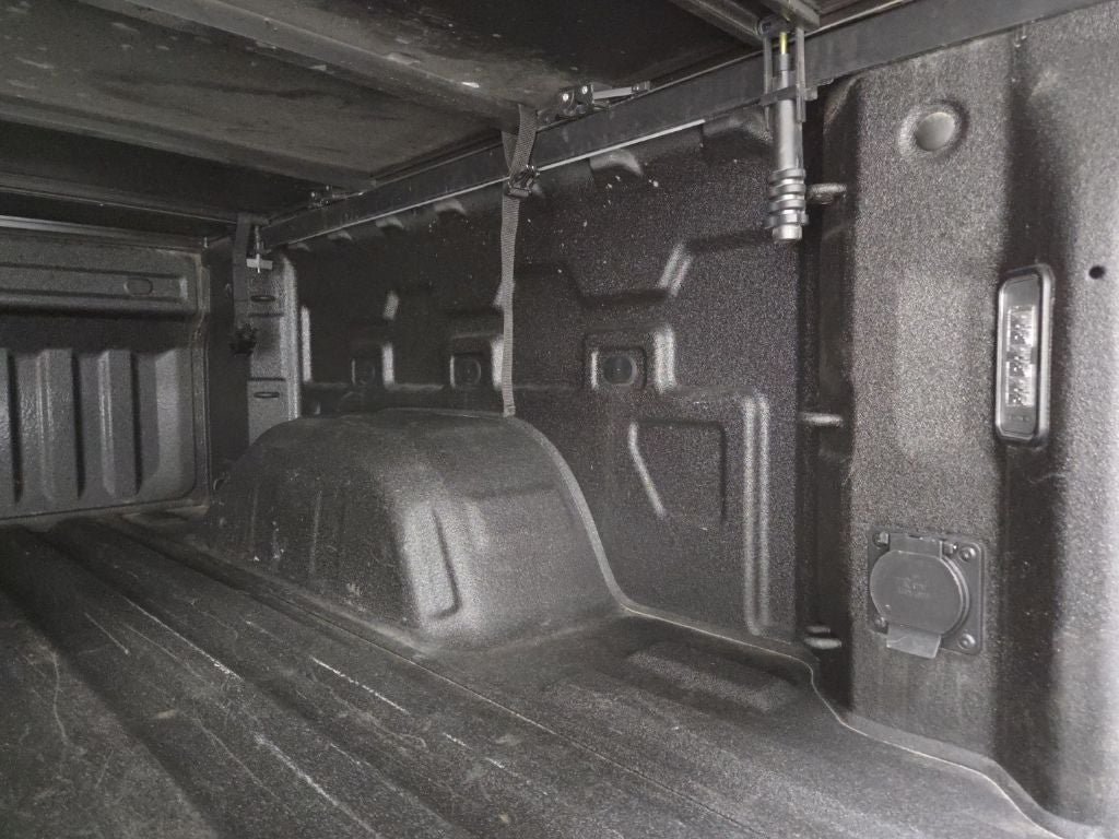 2022 Chevrolet Silverado 1500 LTD 4WD Crew Cab Short Bed Custom