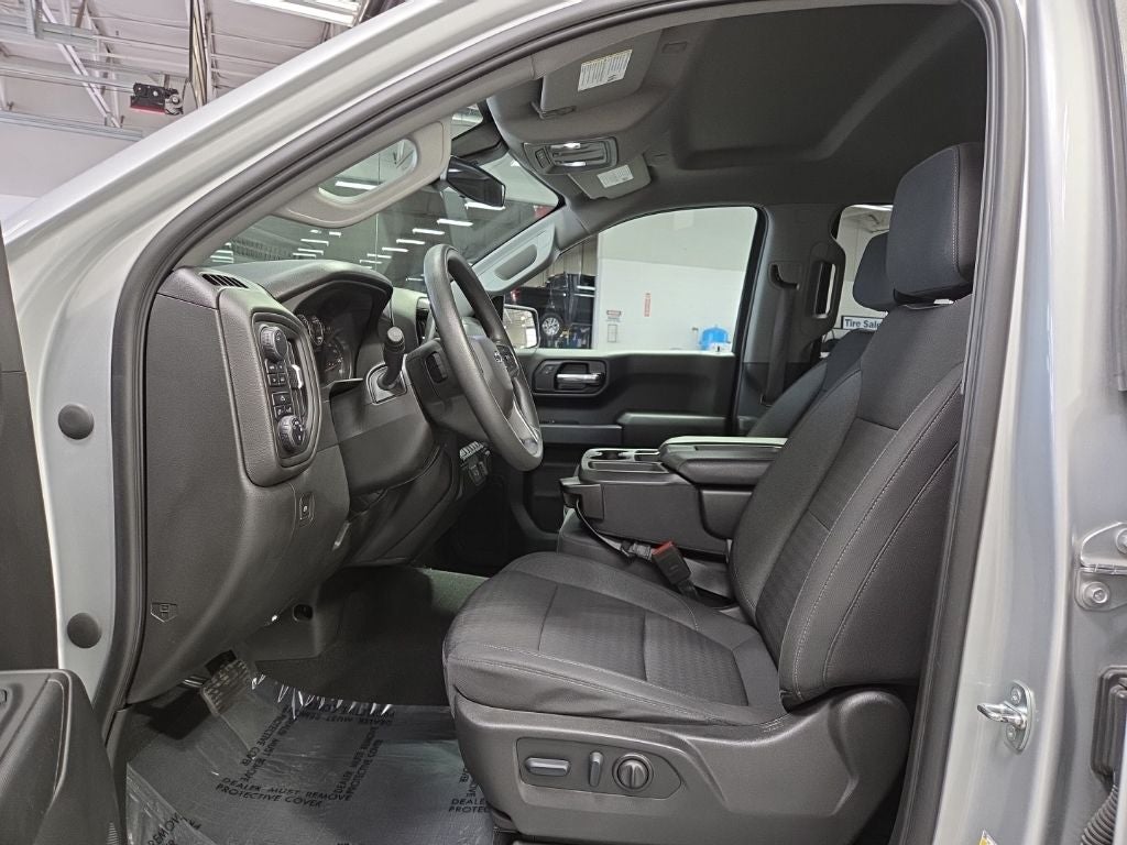 2022 Chevrolet Silverado 1500 LTD 4WD Crew Cab Short Bed Custom