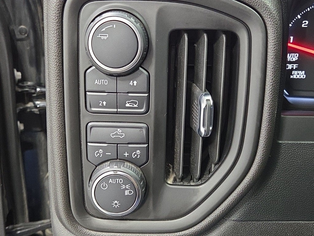 2022 Chevrolet Silverado 1500 LTD 4WD Crew Cab Short Bed Custom