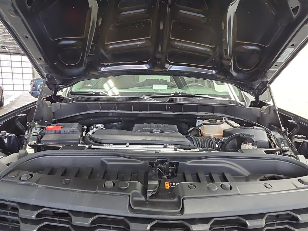 2022 Chevrolet Silverado 1500 LTD 4WD Crew Cab Short Bed Custom