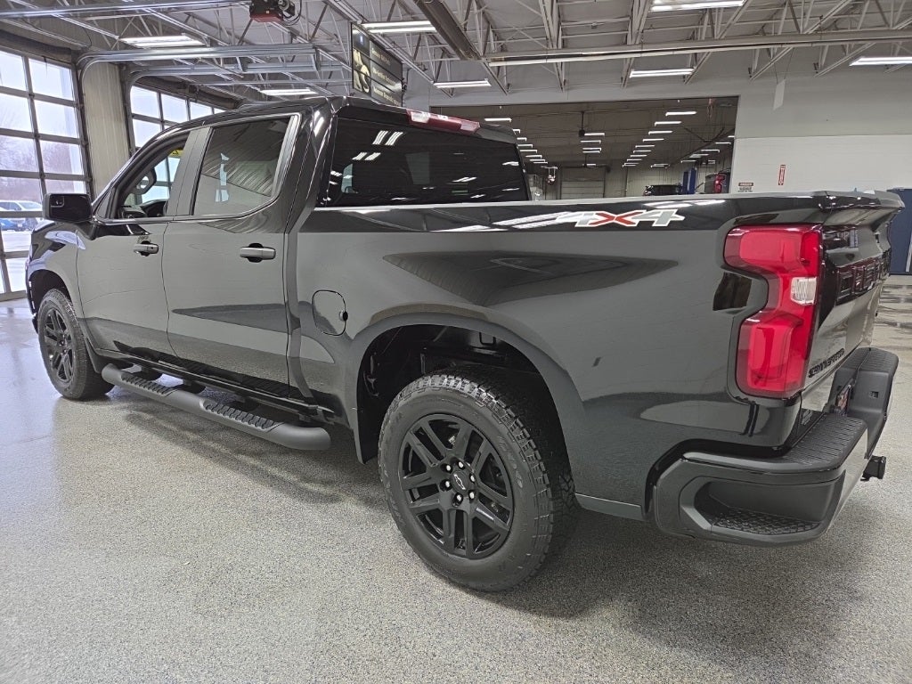 2022 Chevrolet Silverado 1500 LTD 4WD Crew Cab Short Bed Custom