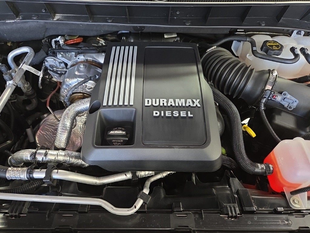 2024 Chevrolet Silverado 1500 4WD Crew Cab Short Bed LTZ