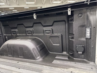 2022 Chevrolet Silverado 1500 4WD Crew Cab Short Bed LTZ