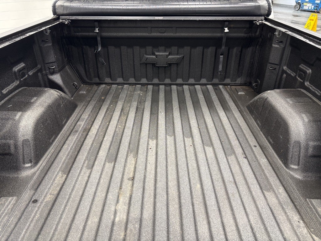 2022 Chevrolet Silverado 1500 4WD Crew Cab Short Bed LTZ