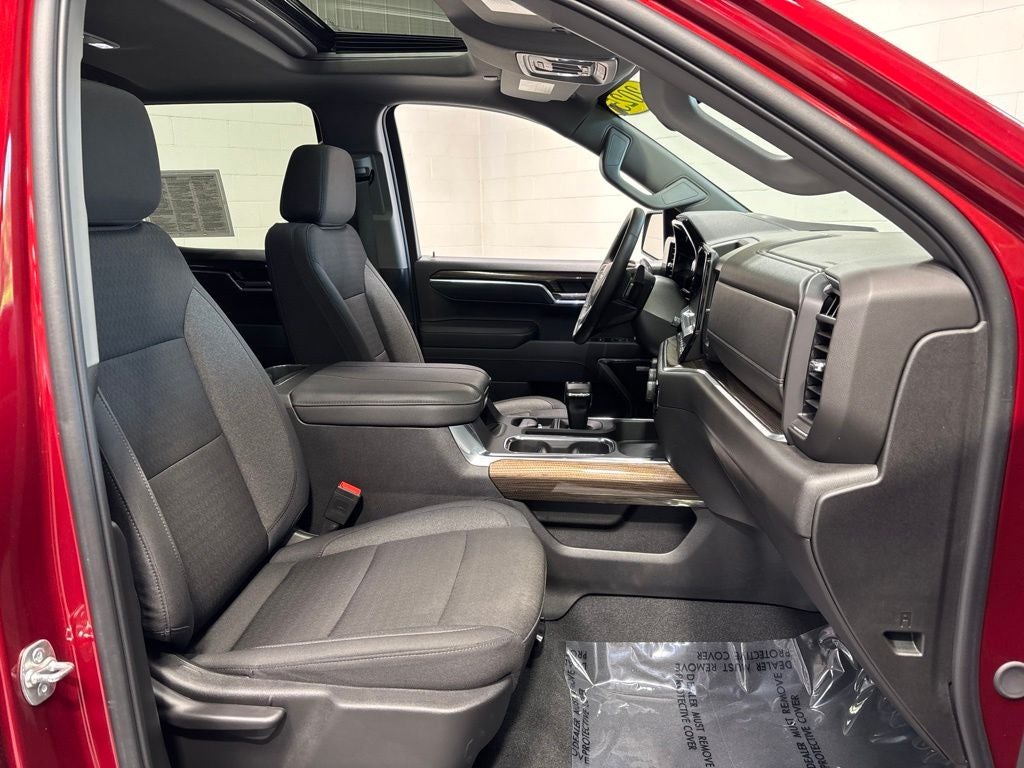 2025 Chevrolet Silverado 1500 4WD Crew Cab Short Bed RST