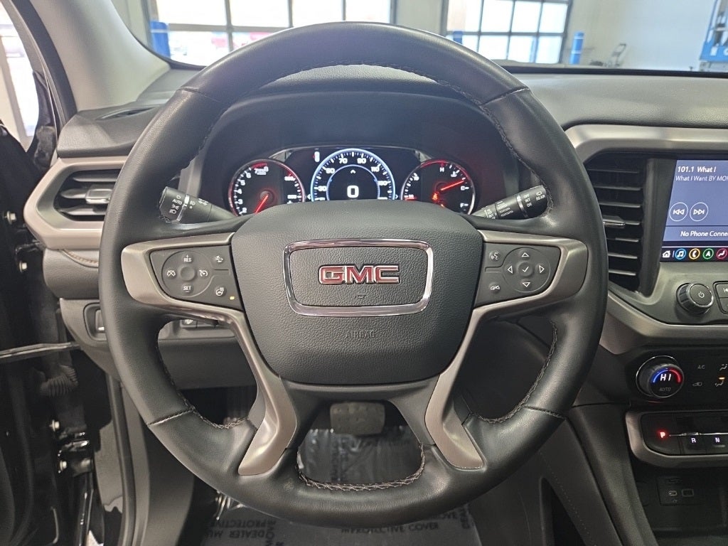 2023 GMC Acadia AWD AT4