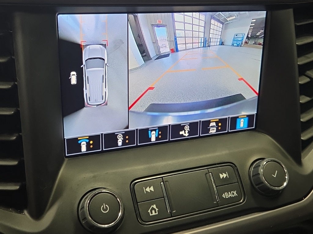 2023 GMC Acadia AWD AT4