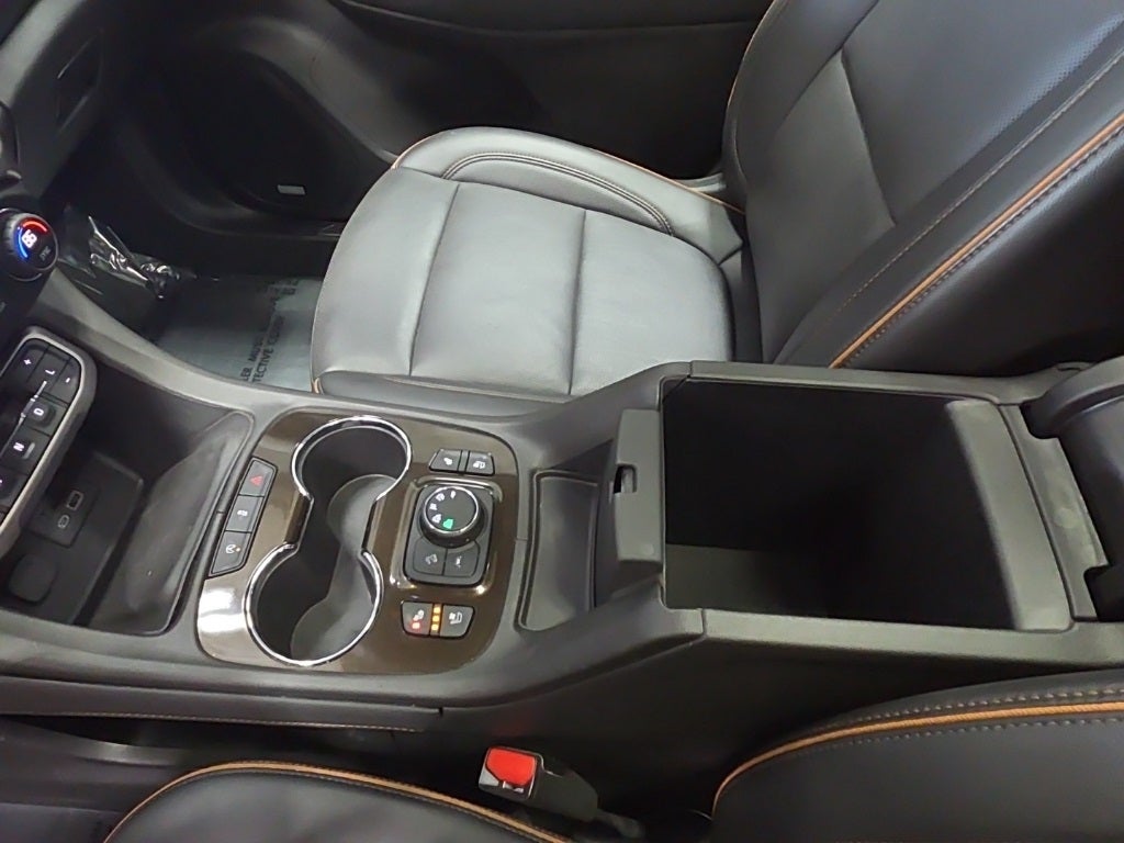 2023 GMC Acadia AWD AT4