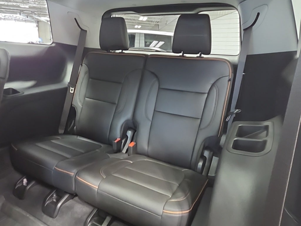 2023 GMC Acadia AWD AT4