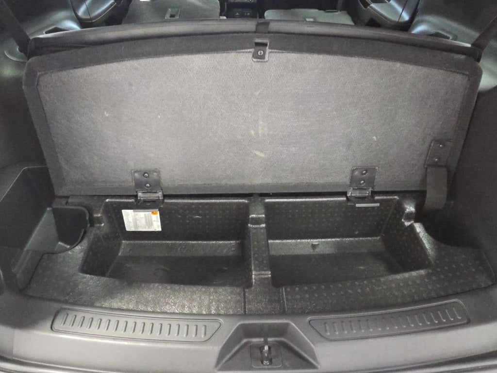 2023 GMC Acadia AWD AT4