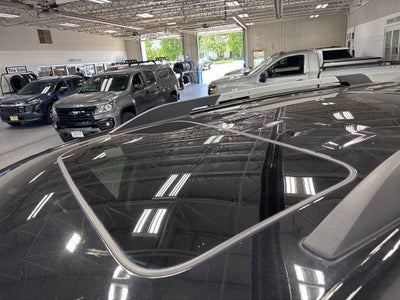 2023 GMC Acadia AWD SLT