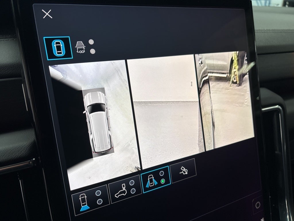 2025 GMC Yukon XL 4WD Denali