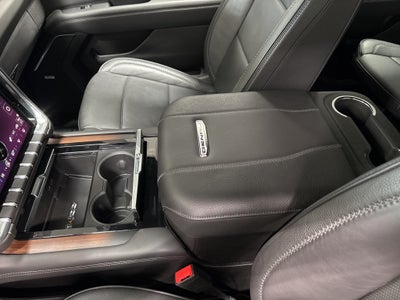 2025 GMC Yukon XL 4WD Denali