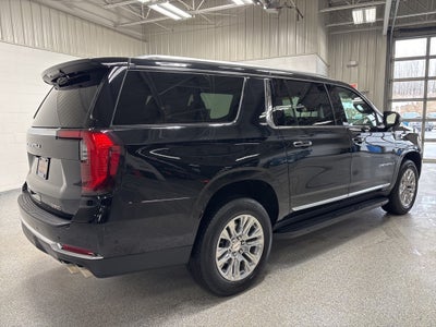 2025 GMC Yukon XL 4WD Denali