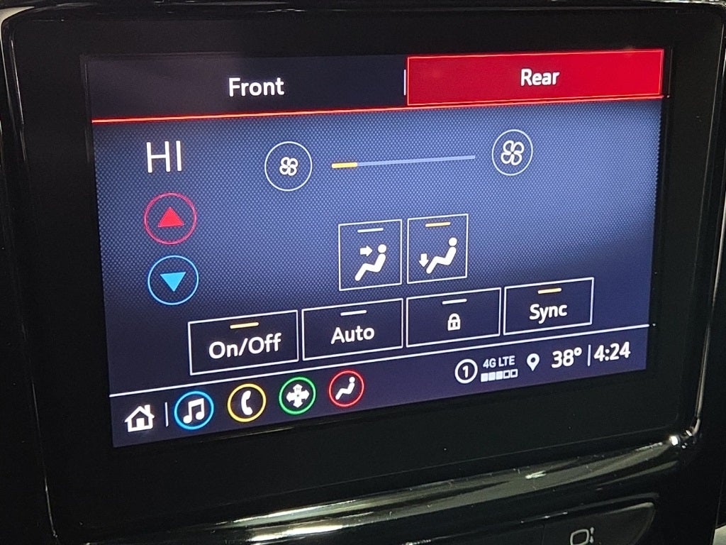 2023 Chevrolet Traverse AWD LT Cloth