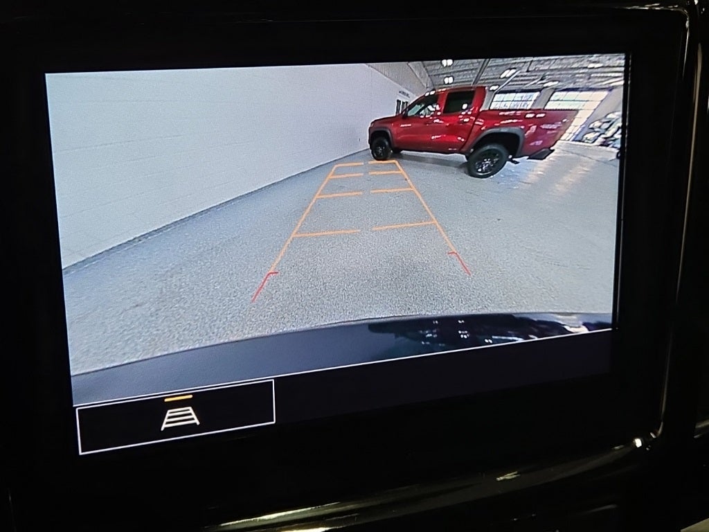 2023 Chevrolet Traverse AWD LT Cloth