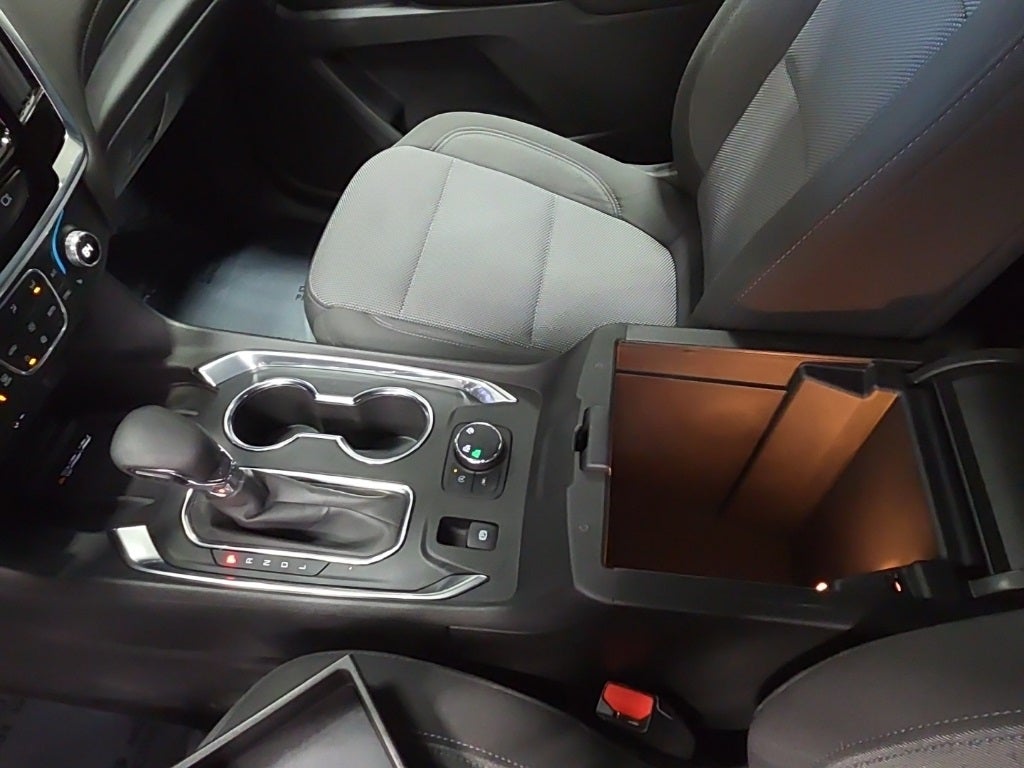 2023 Chevrolet Traverse AWD LT Cloth