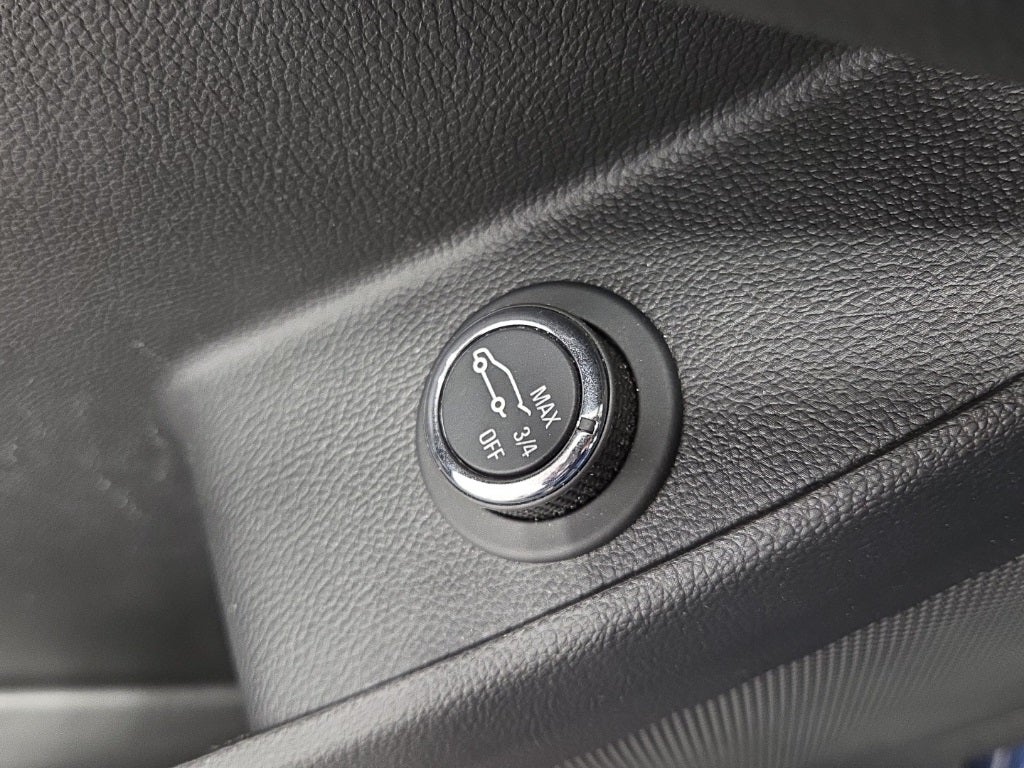 2023 Chevrolet Traverse AWD LT Cloth