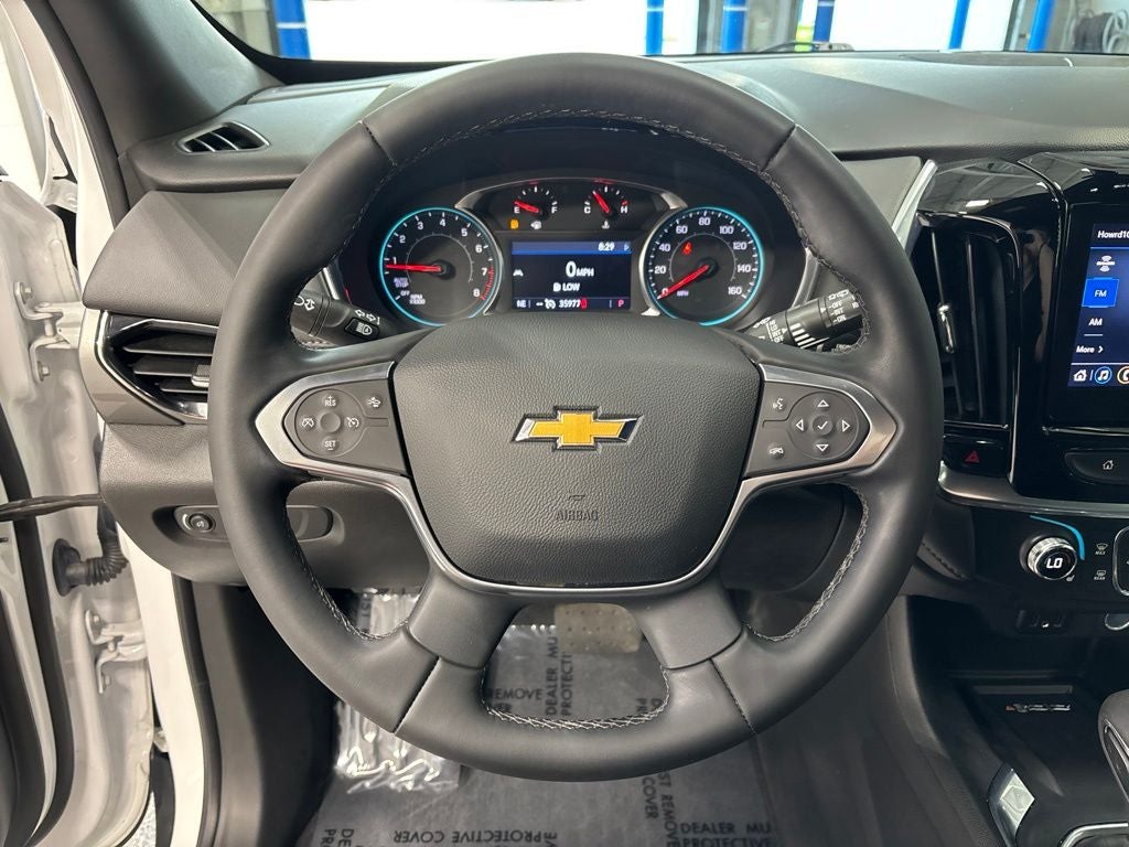 2023 Chevrolet Traverse AWD LT Cloth